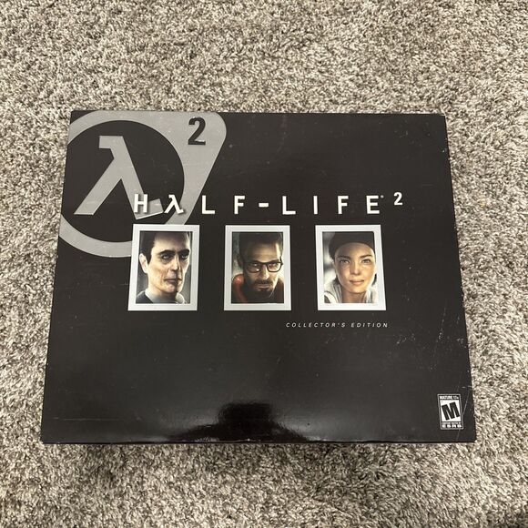 Half-Life 2 Collector's Edition With Game And Hint Book Big Box